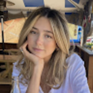 Meet your Posher, Scarlet